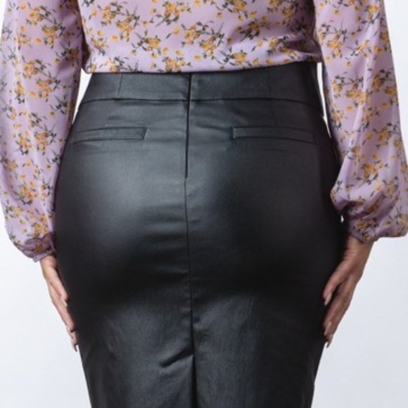 Vegan Leather High Waist Black Solid Pencil Skirt - Picture 2 of 7